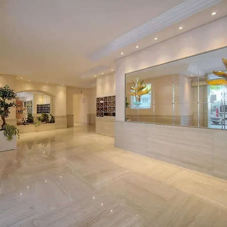 Upstays Sea View Terrace 53m2 Cannes