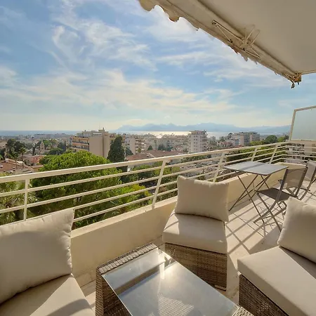 Upstays Sea View Terrace 53m2 Apartament *